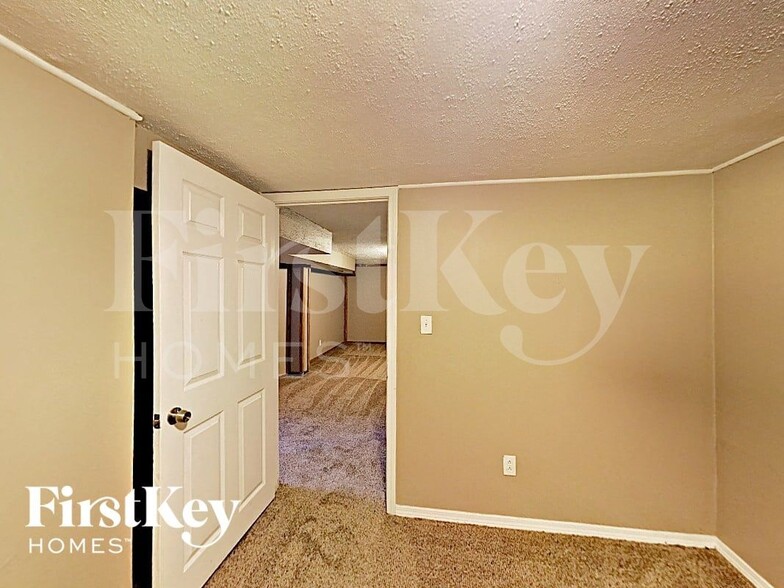 Building Photo - 2365 Grants Pkwy