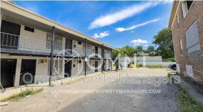 Building Photo - 11360 Wyoming Ave