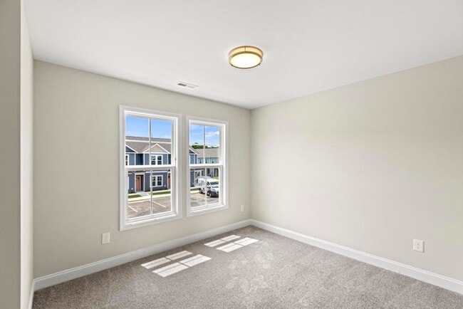 Building Photo - 100 Loren Rd