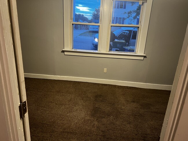 Front bedroom - 2307 Freeman St