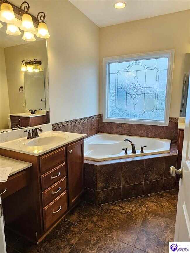 Building Photo - 112 Affirmed Ct