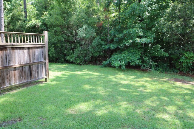 Building Photo - 1125A Southbend Drive