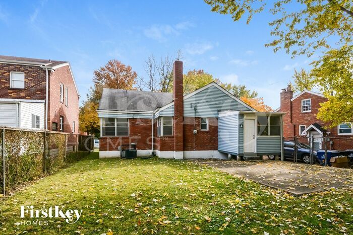 Building Photo - 1085 Colby Ave