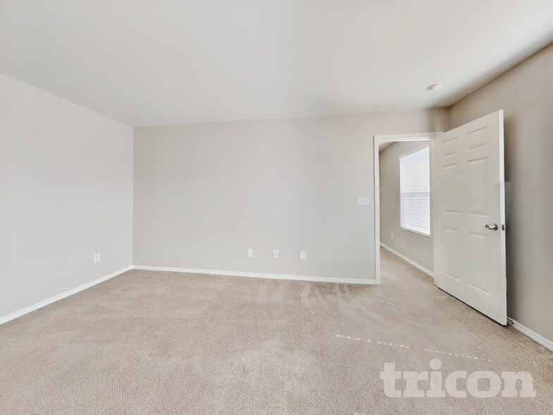 Building Photo - 5337 Liberty Hall Cir