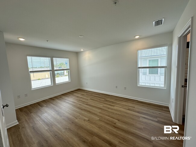 Building Photo - 4442 Lost Bay Dr