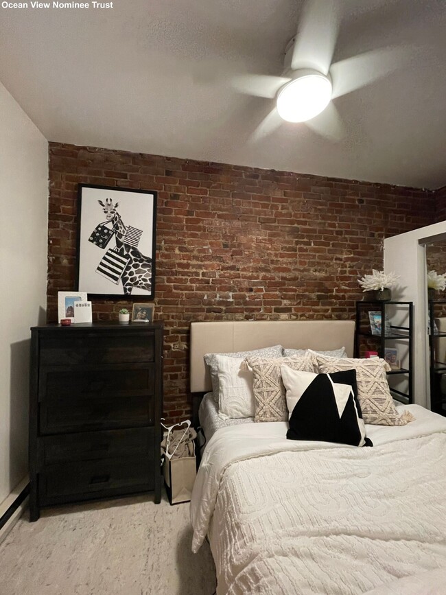 Building Photo - 84 Prince St