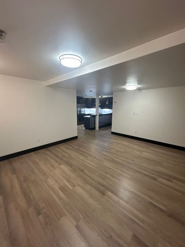 Building Photo - 160 Liberty St NE