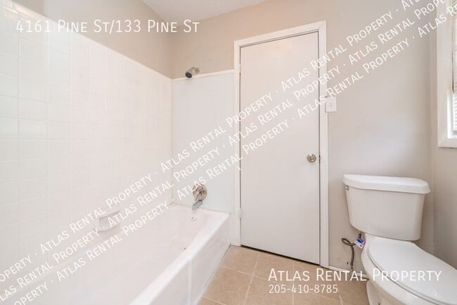 Building Photo - 4161 Pine St