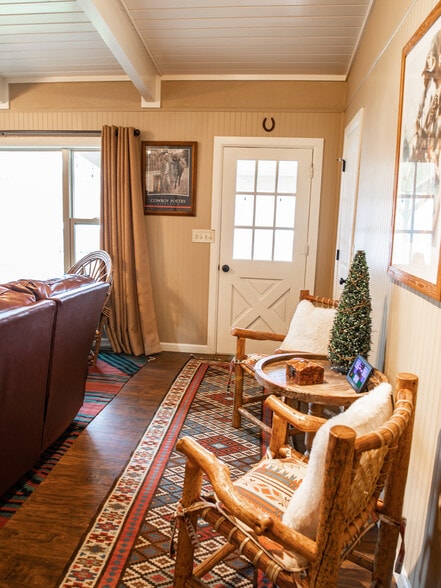 Entry from Lake Side - 1114 W 17th St