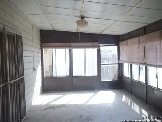 Building Photo - HOUSE AVAILABLE NOW