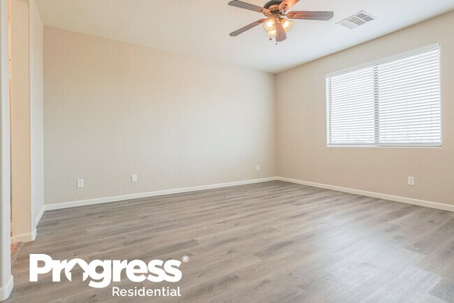 Building Photo - 7206 W Alta Vista Rd