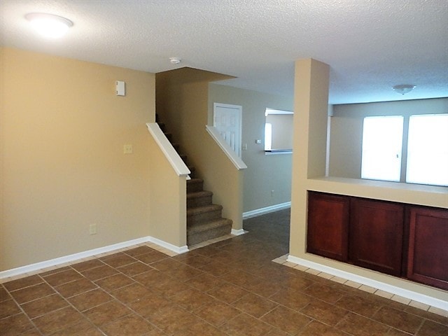 Building Photo - 2170 Bridlewood Dr