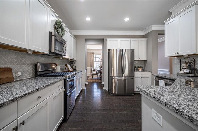 Building Photo - 135 Stoney Creek Pkwy