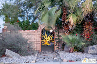Building Photo - 38820 Bel Air Dr