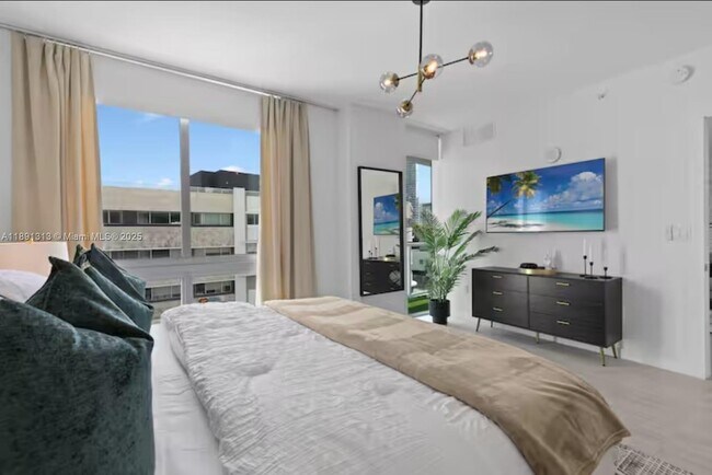 Building Photo - 3900 Biscayne Blvd
