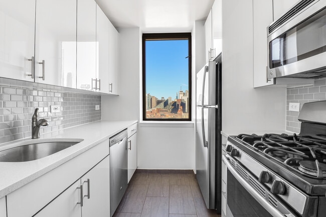 Interior Photo - The Landon