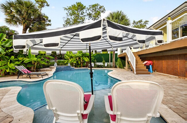 Building Photo - 13074 La Mirada Cir
