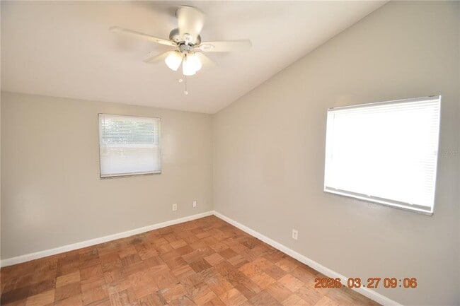 Building Photo - 10110 Alambra Ave