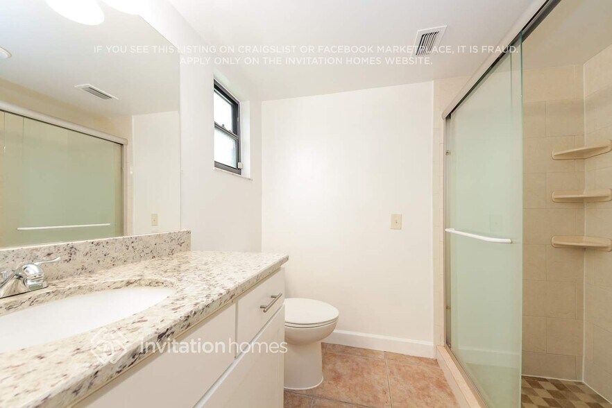 Building Photo - 109 Slade Dr