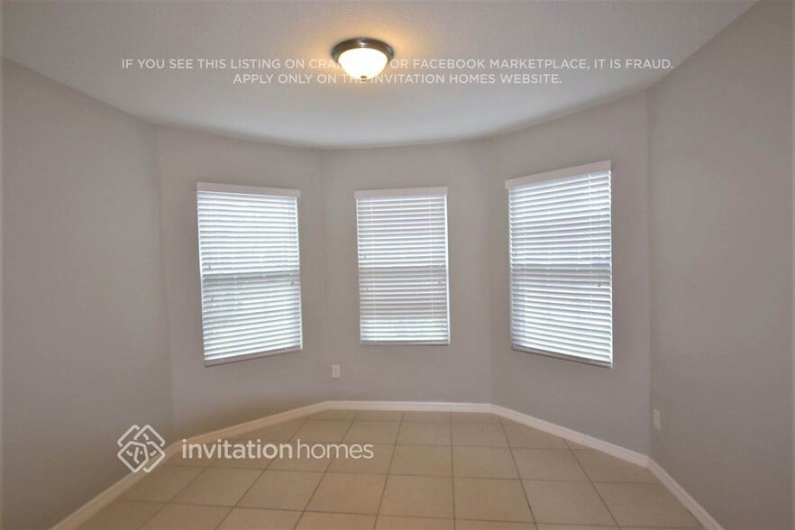 Building Photo - 3008 Teak Dr