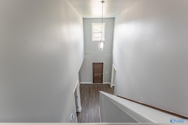 Building Photo - 119 Beaver Brook Pl