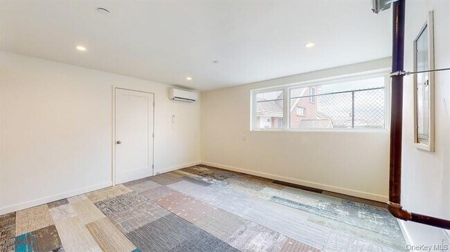 Building Photo - 16 Tiernans Ln