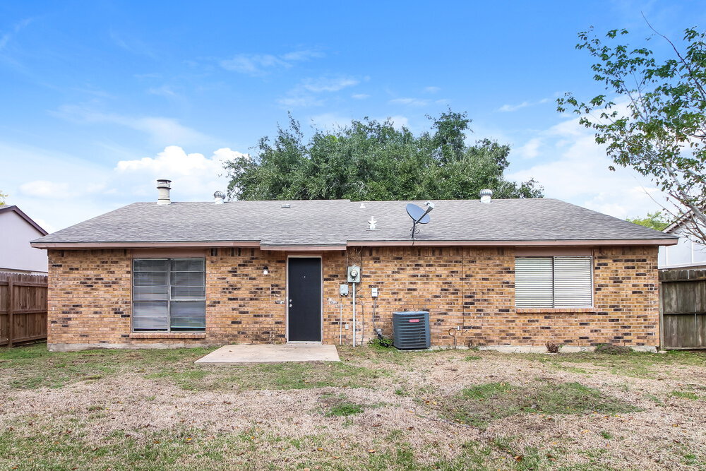 Building Photo - 5011 Ridge Manor Dr