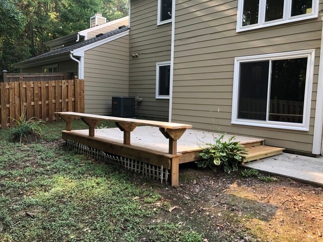 Building Photo - 4328 Pin Oak Dr