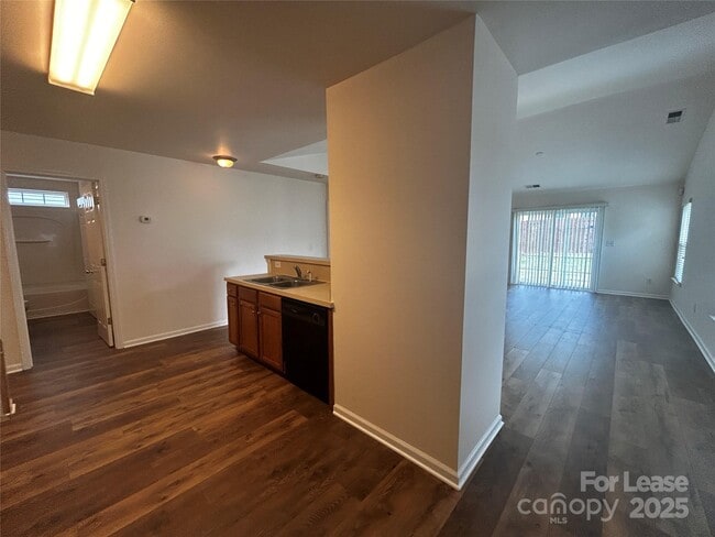 Building Photo - 908 Swearngan Ridge Ct