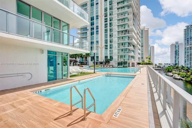 Building Photo - 330 Sunny Isles Blvd