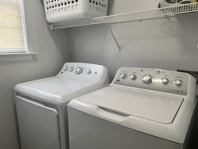 Building Photo - 50186 Oak Haven Ln