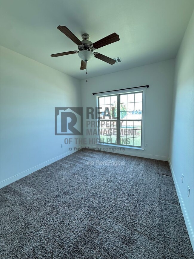 Building Photo - 9503 Westin Dr