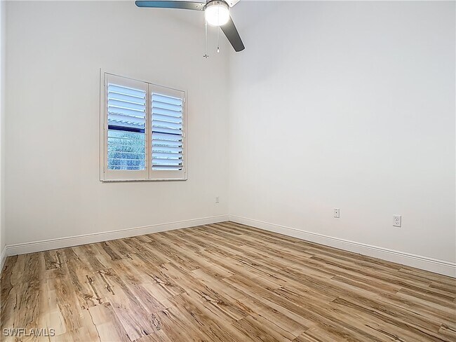 Building Photo - 5088 Rimini Ave
