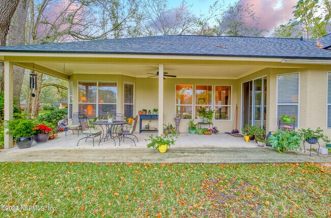 Building Photo - 352 Chicasaw Ct