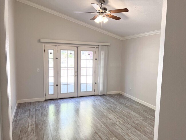 Building Photo - 12168 Waverly Downs Ln