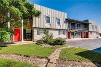 Building Photo - Central Austin Private Lifestyle!