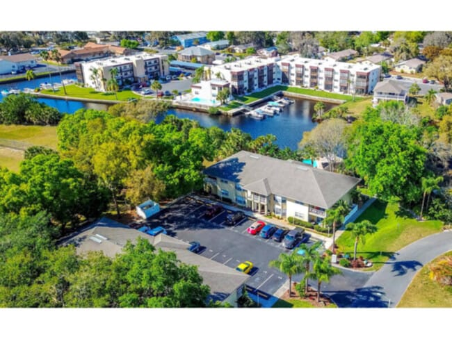 Building Photo - 5543 Executive Dr