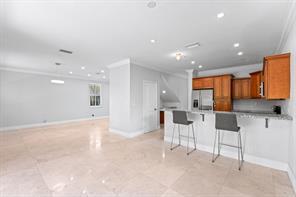 Building Photo - 7803 NW 70th Ave
