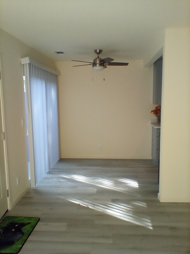 Building Photo - 400 Corcoran Ave