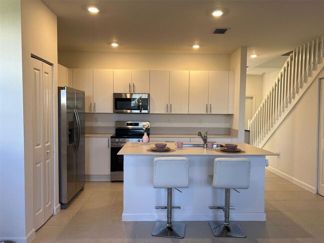 Building Photo - 151 11th Ave