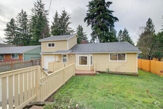 Building Photo - 3 bedroom in Shoreline WA 98133