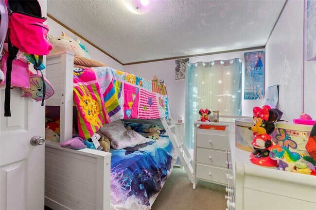 Building Photo - 16629 Manda Carlson Rd