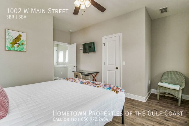 Building Photo - Downtown Pensacola Furnished Rental with T...