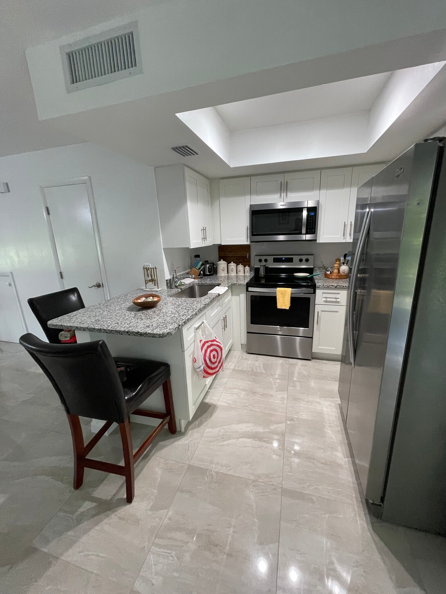 Kitchen - 16160 Dublin Cir