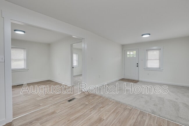 Building Photo - 2753 Hazel St