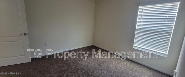 Building Photo - 8238 Meadow Walk Ln