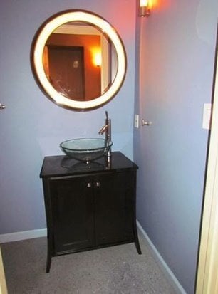 Building Photo - Beautiful and Historic condo just steps fr...
