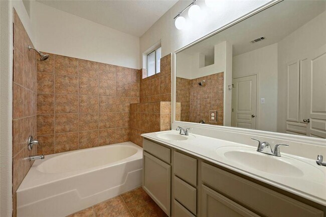 Building Photo - 4620 W William Cannon Dr