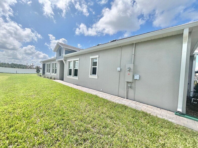 Building Photo - 4309 Curacao Pl