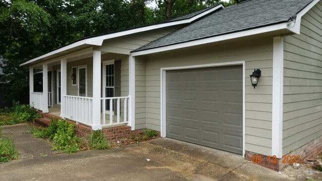 Building Photo - 6930 Melbourne Dr